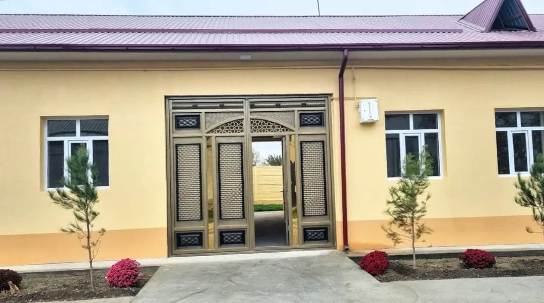 🏠 Uy sotiladi – Chinoz, Gulzorobod